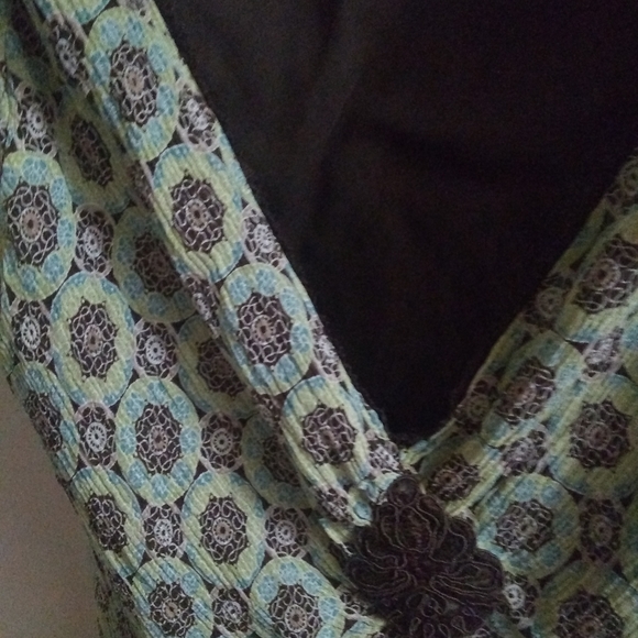 Nine West floral print shirt - Picture 6 of 6